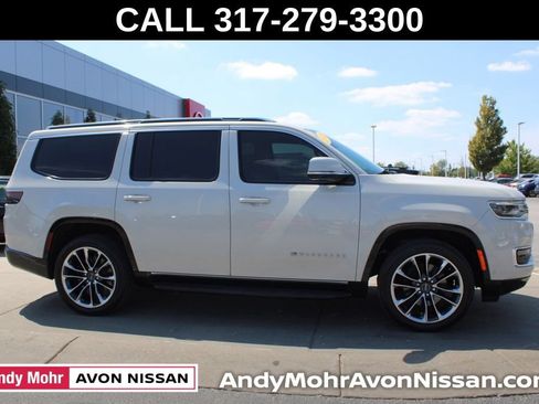 Used 2022 Jeep Wagoneer Series II w/ Premium Group I AWD/4WD image 6