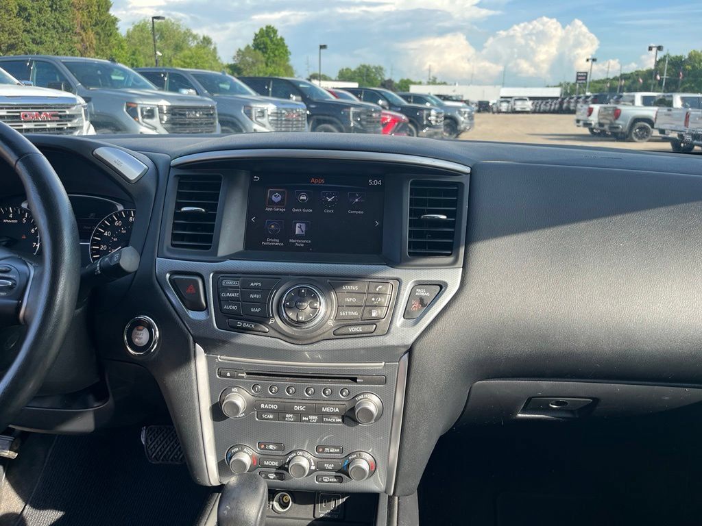 Used 2020 Nissan Pathfinder SL FWD image 23