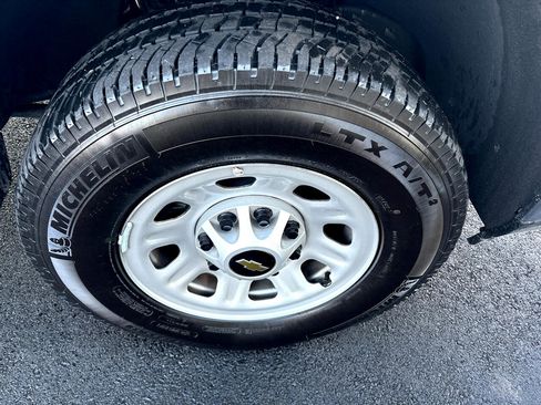 Used 2025 Chevrolet Silverado 3500 W/T w/ WT Convenience Package image 25