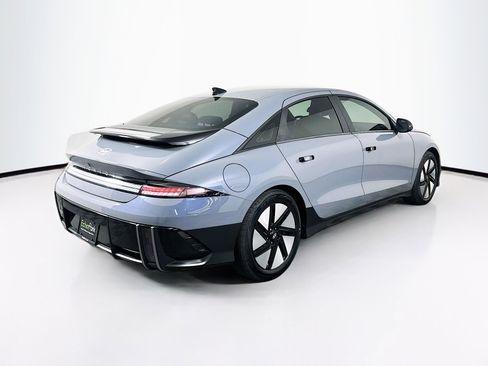 Used 2024 Hyundai Ioniq 6 SE RWD image 9