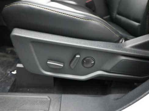 New 2025 Ford Bronco Badlands image 10