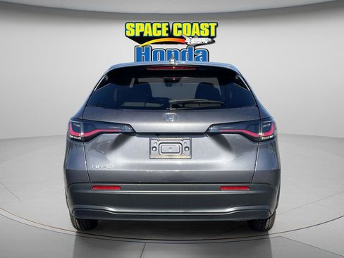 New 2026 Honda HR-V LX image 8