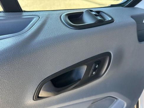 Used 2019 Ford Transit 350 148 High Roof Extended image 10