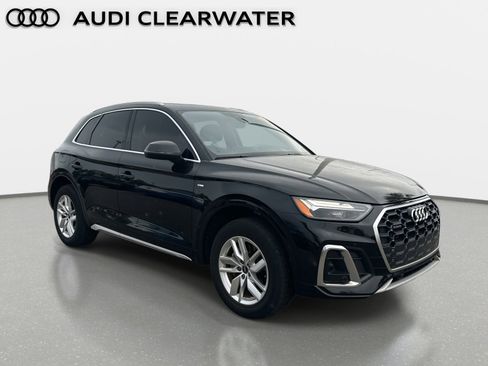 Used 2023 Audi Q5 2.0T Premium w/ Convenience Package image 5