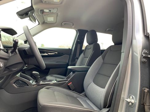 Used 2025 Chevrolet TrailBlazer LT image 24