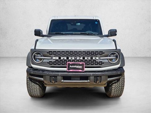 New 2025 Ford Bronco Badlands image 6