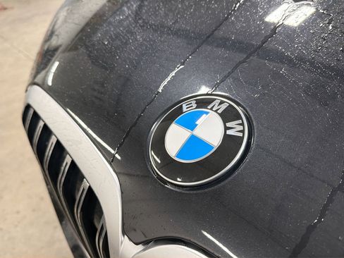 Used 2023 BMW X7 xDrive40i w/ Premium Package image 16