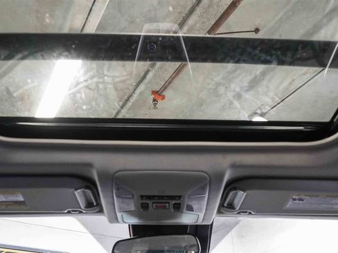 Used 2019 Toyota RAV4 XLE image 16