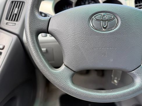 Used 2006 Toyota Highlander 2WD image 26