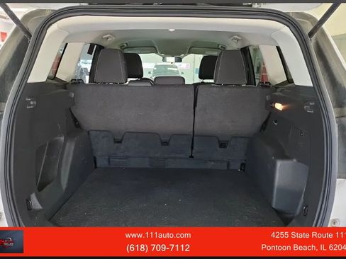 Used 2017 Ford Escape SE w/ Equipment Group 201A AWD/4WD image 21