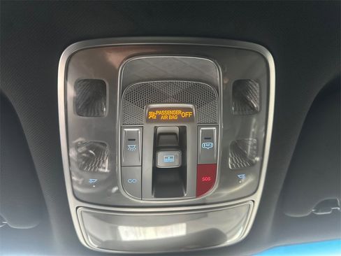 Used 2024 Genesis GV60 RWD image 34