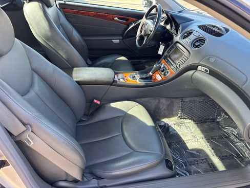 Used 2005 Mercedes-Benz SL 500 image 11