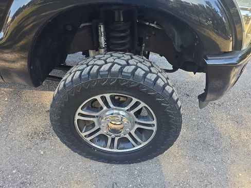 Used 2013 Ford F250 Platinum w/ FX4 Off Road Pkg image 7