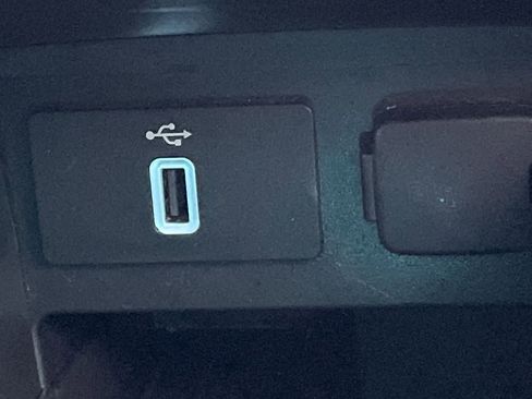 Used 2017 Ford Explorer Sport image 27