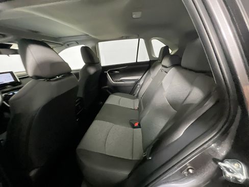 Used 2025 Toyota RAV4 XLE w/ Convenience Package FWD image 29