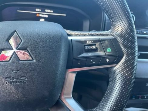 Used 2024 Mitsubishi Outlander SEL FWD image 19