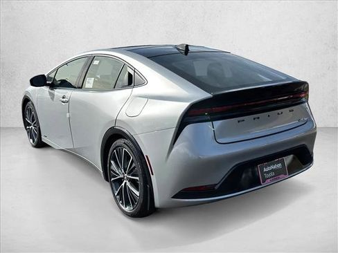 New 2026 Toyota Prius XLE image 5