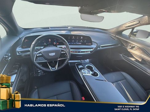 Used 2024 Cadillac Lyriq Luxury w/ LPO, Floor Liner Package image 26