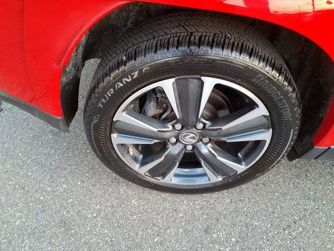 Used 2023 Lexus UX 250h AWD w/ Premium Package image 7