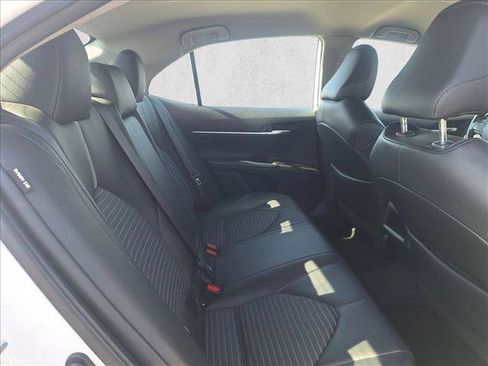 Used 2024 Toyota Camry SE FWD image 18