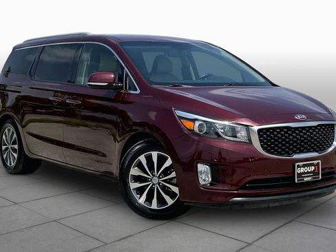 Used 2018 Kia Sedona SX FWD image 3