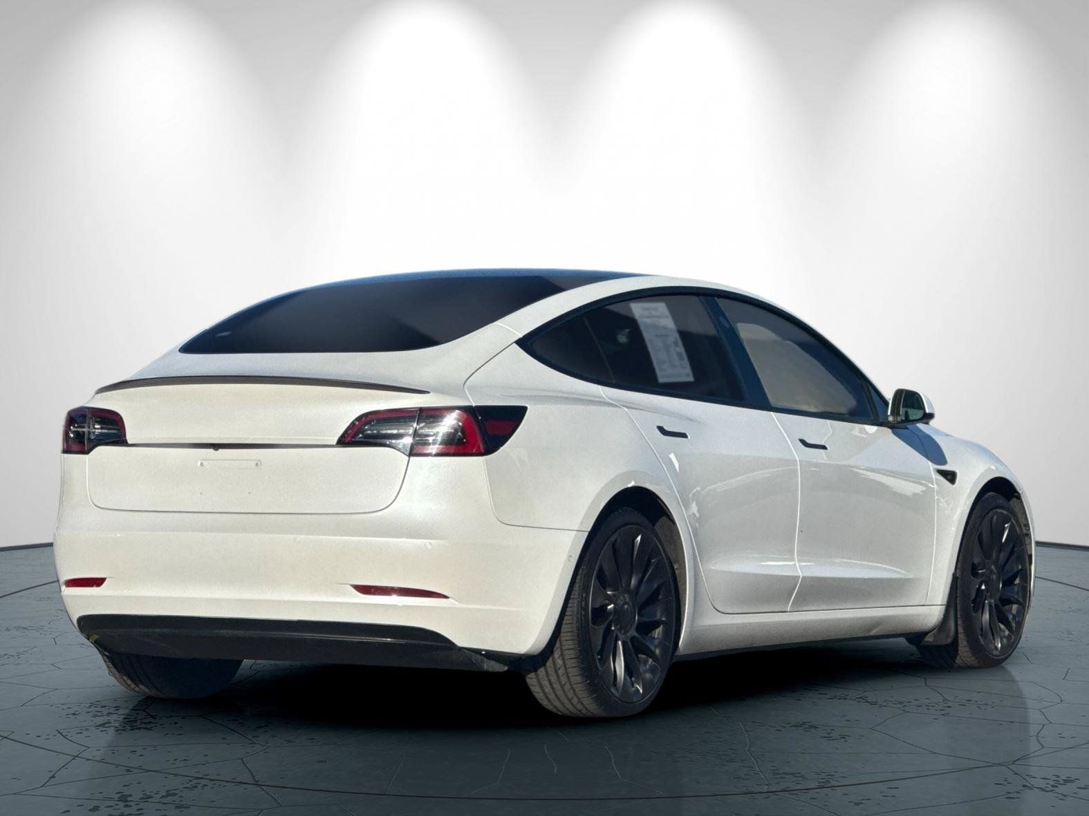 Used 2022 Tesla Model 3 Performance AWD/4WD image 4