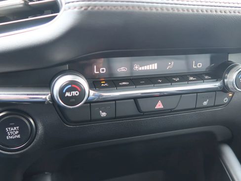 Used 2025 MAZDA MAZDA3 s FWD image 31