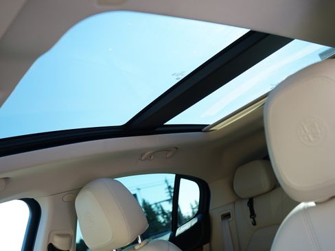 Used 2018 Alfa Romeo Stelvio Ti Lusso image 17