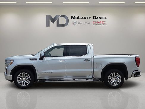 Certified 2020 GMC Sierra 1500 SLT w/ SLT Premium Package AWD/4WD image 2