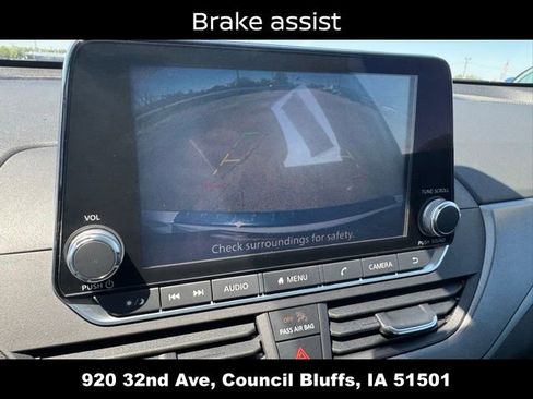 Used 2023 Nissan Altima 2.5 SR FWD image 27