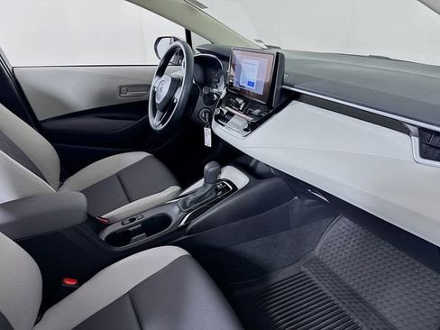 Certified 2025 Toyota Corolla LE image 26