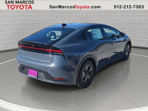 New 2026 Toyota Prius LE image 5