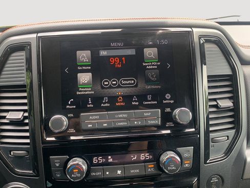 Used 2021 Nissan Titan PRO-4X w/ Pro-4x Convenience Package AWD/4WD image 27