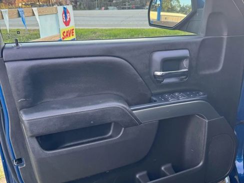 Used 2018 Chevrolet Silverado 1500 LT w/ All Star Edition image 7