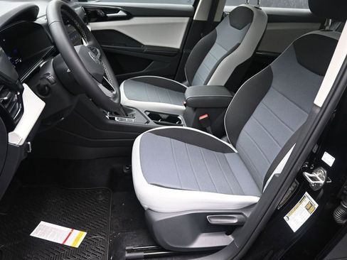 New 2026 Volkswagen Taos S image 18