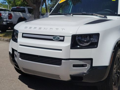 Used 2024 Land Rover Defender 110 S AWD/4WD image 9