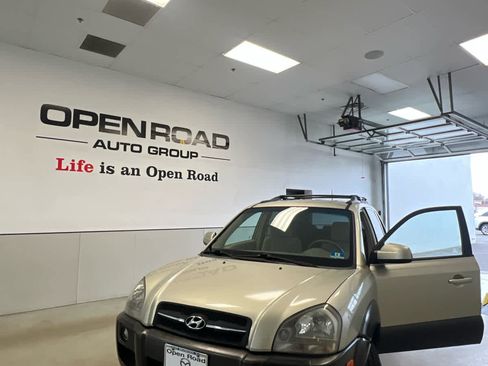 Used 2006 Hyundai Tucson GLS image 1