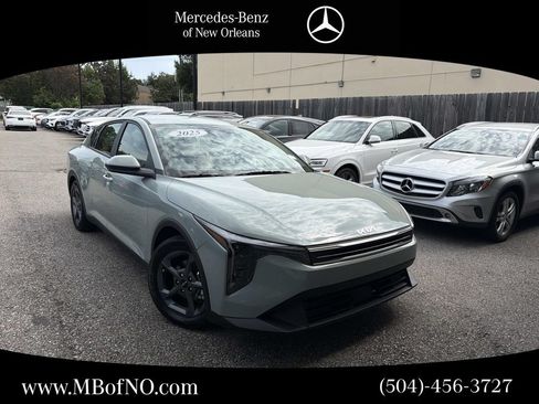 Used 2025 Kia K4 FWD image 1