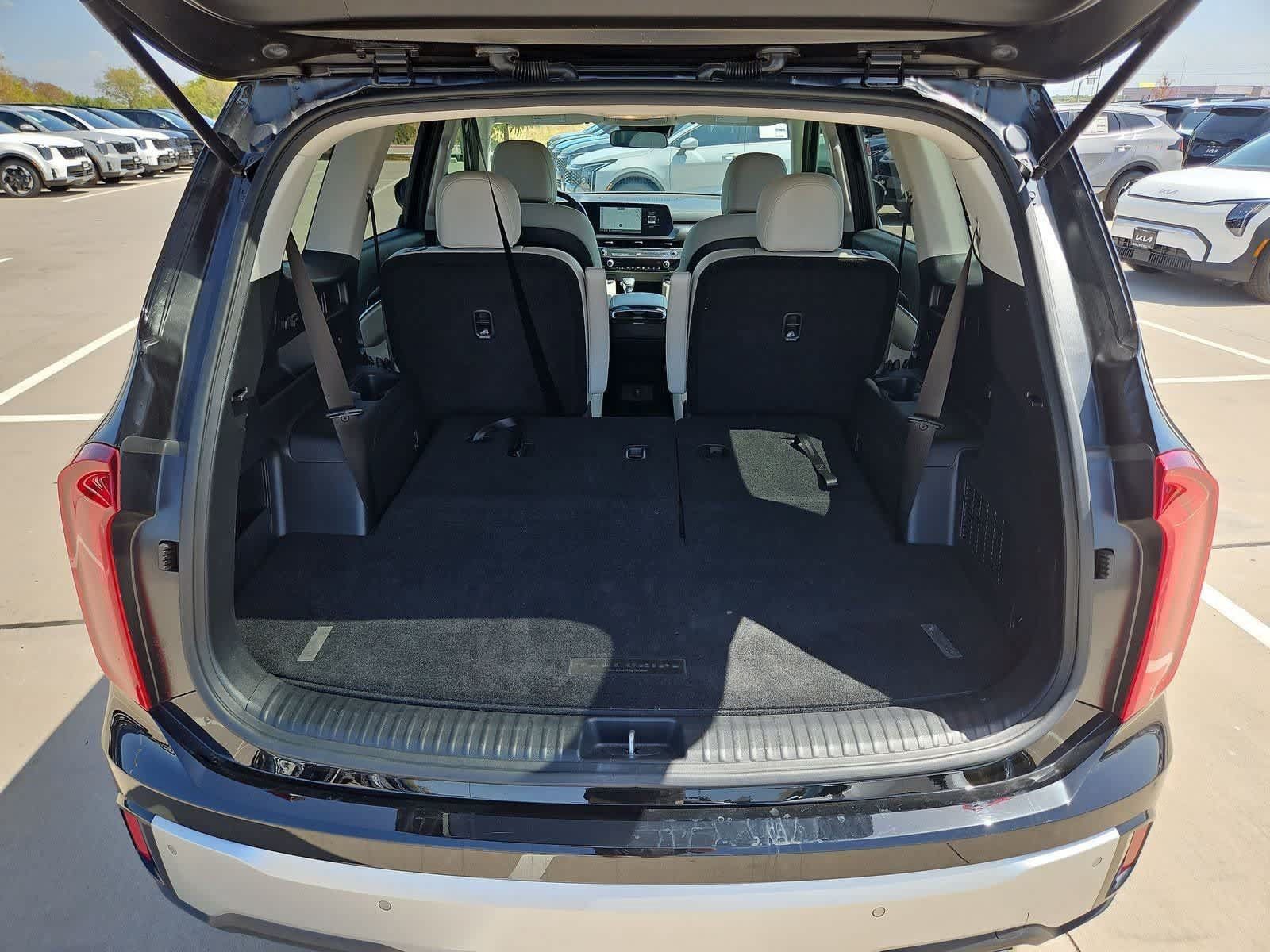 Certified 2024 Kia Telluride S FWD image 34