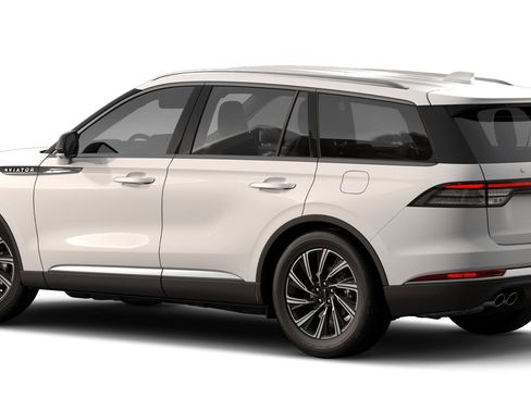 New 2026 Lincoln Aviator AWD w/ Jet Appearance Package image 18
