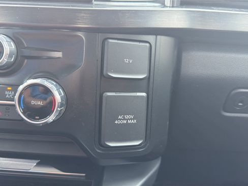Used 2025 Ford F250 Lariat w/ Black Appearance Package AWD/4WD image 31