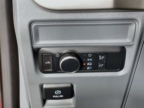 Used 2021 Ford F150 XL w/ Equipment Group 101A High RWD image 11