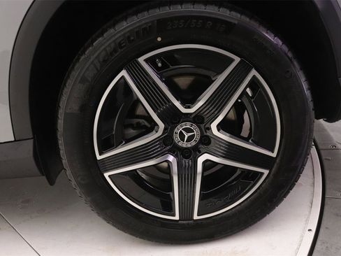 New 2026 Mercedes-Benz GLC 300 GLC 300 image 13