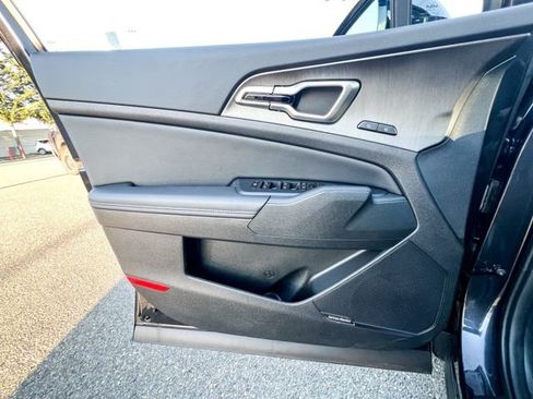 Certified 2026 Kia Sportage X-Line w/ X-Line Technology Package image 15