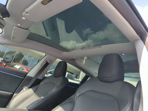 Used 2024 Tesla Model 3 Long Range AWD/4WD image 23