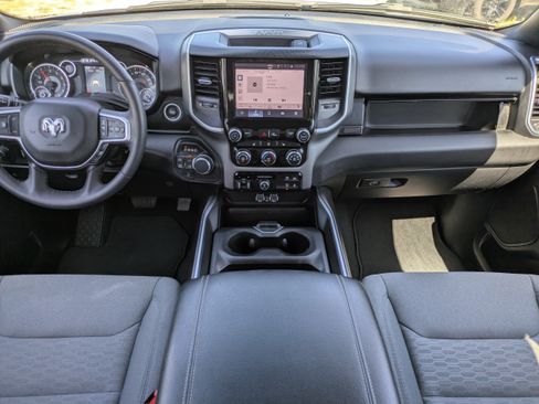 Used 2025 RAM 1500 Big Horn AWD/4WD image 14