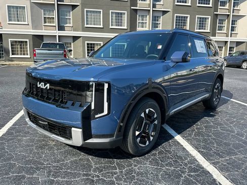 New 2027 Kia Telluride EX w/ Towing Package FWD image 3