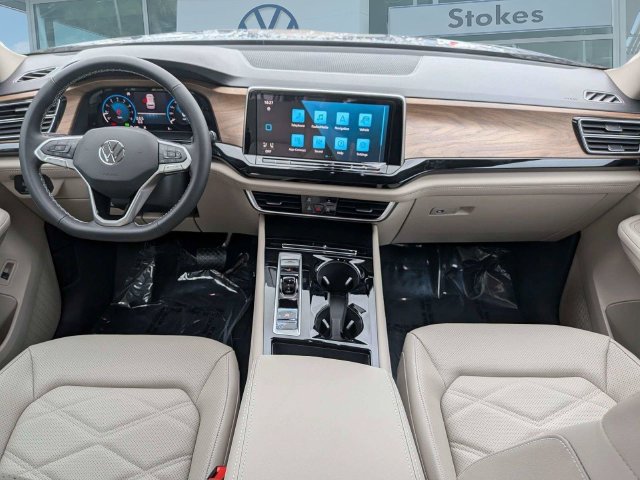 New 2026 Volkswagen Atlas SE FWD image 16