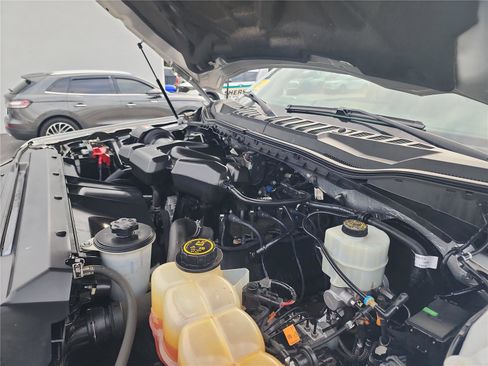 Used 2018 Ford F250 Lariat w/ Lariat Value Package image 15