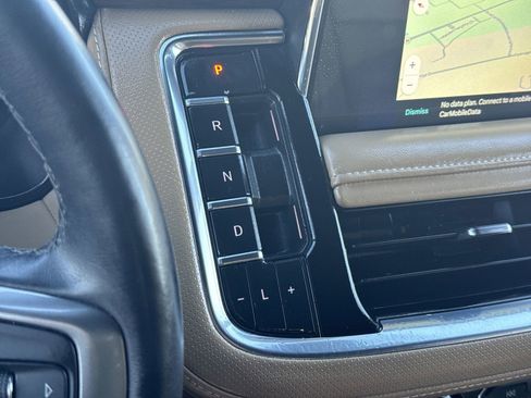 Used 2024 Chevrolet Suburban Premier w/ Advanced Technology Package image 26